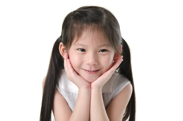 Close-up shot van een jonge Aziatische meisje met glimlach op haar gezicht. — Stockfoto