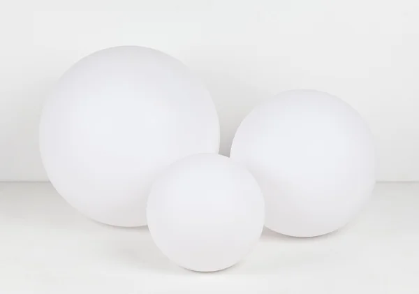 Esferas brancas empilhadas — Fotografia de Stock