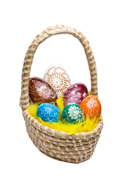 Eieren in easter basket — Stockfoto