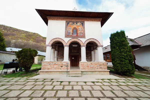 Polovragi монастир — стокове фото
