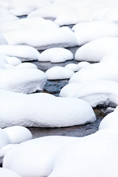 Creek w zimie — Zdjęcie stockowe