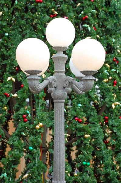Χριστούγεννα lamppost — Φωτογραφία Αρχείου