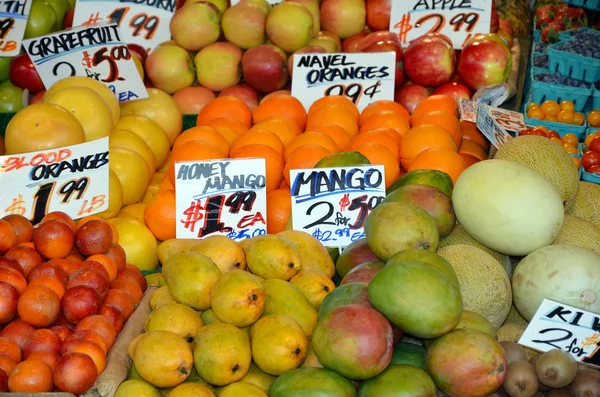 Fruit stand — Stock Photo, Image