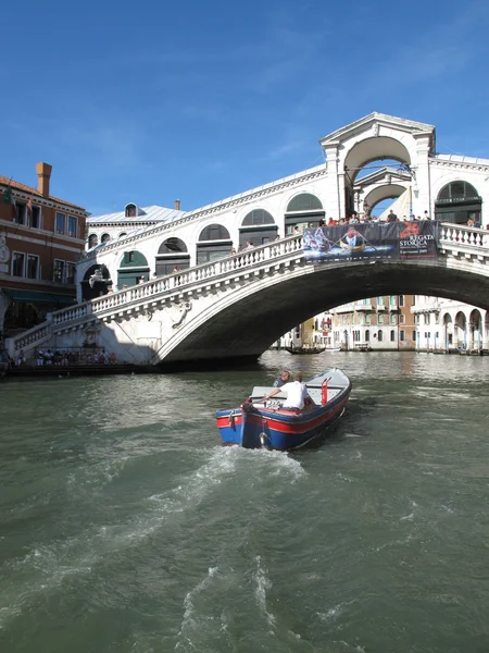 Verano en Venecia, Gran Canal, Italia — Foto de Stock