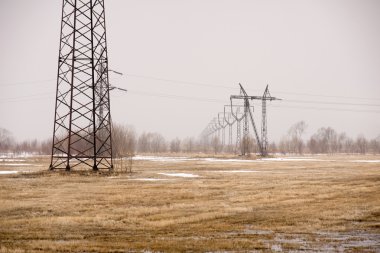 elektrik hatları