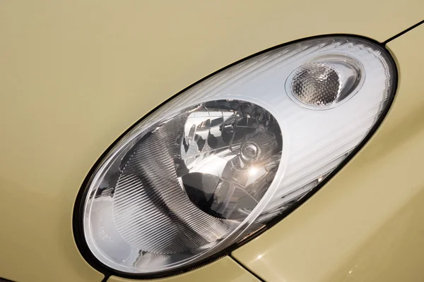 Bir arabanın ışıkları — Stok fotoğraf