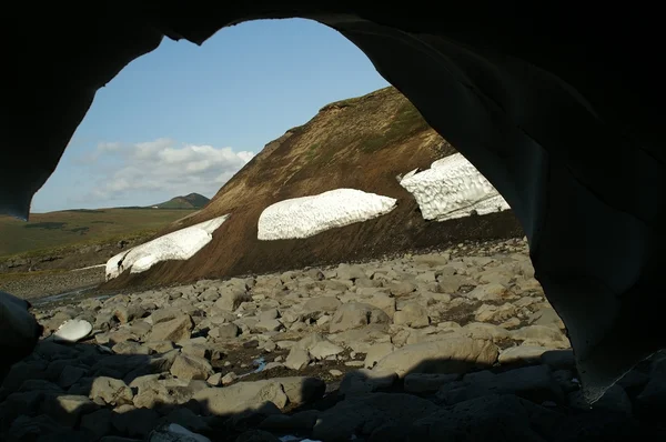 Från isiga grotta — Stockfoto