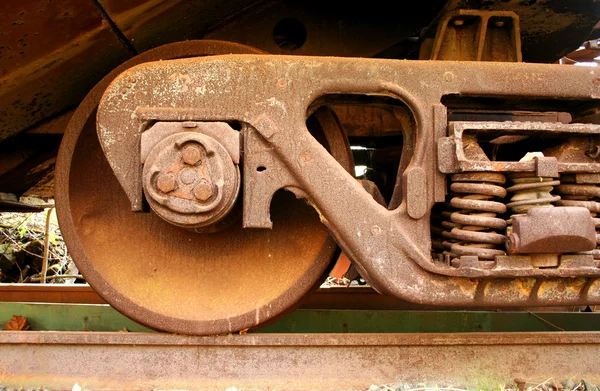 Eski paslı tren tekerlekleri — Stok fotoğraf