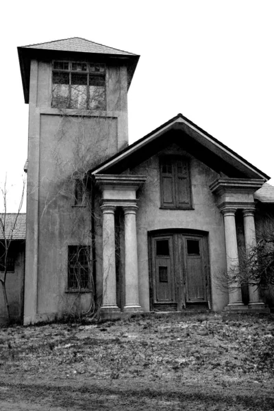 Old concrete building — Stock Photo, Image