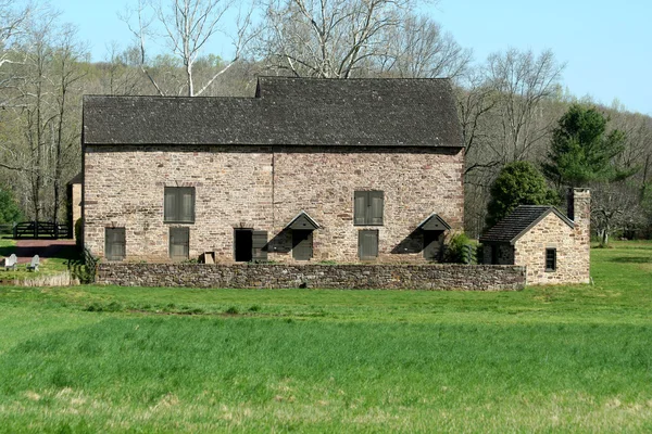 Starej stodole kamień — Zdjęcie stockowe