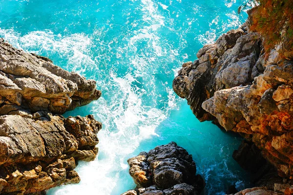Havet och klipporna — Stockfoto