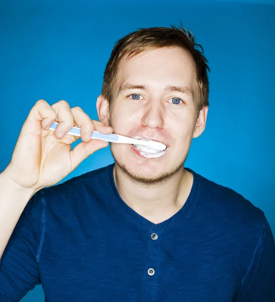 Denti di spazzolatura — Foto Stock