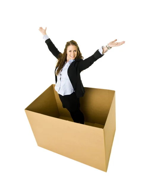 Kvinna i en svanmärkt låda — Stockfoto
