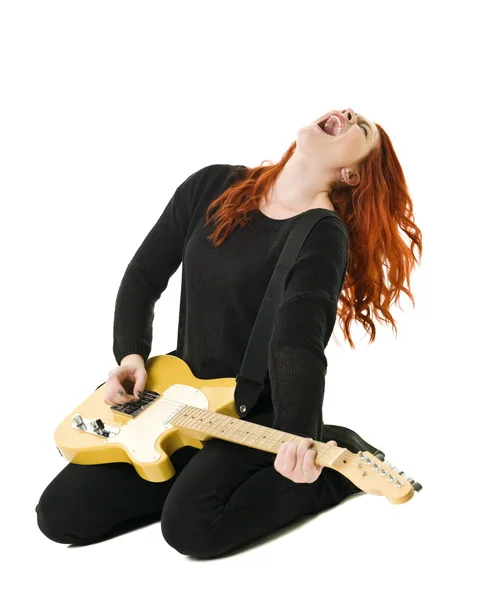 Vrouwelijke gitarist — Stockfoto