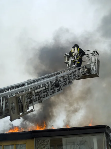 Brandweerman werken — Stockfoto