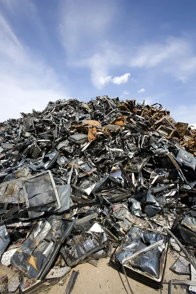 Metalen vuilnis — Stockfoto