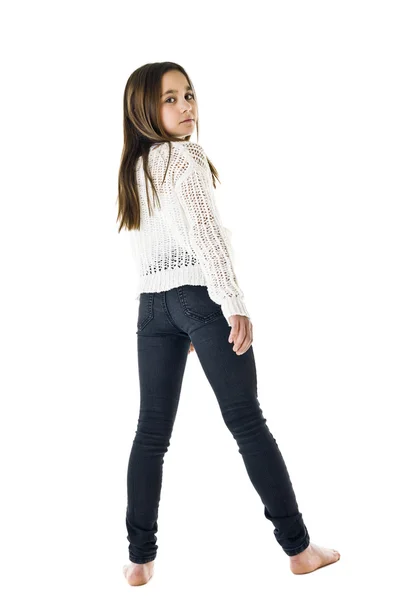 Ung flicka stående — Stockfoto