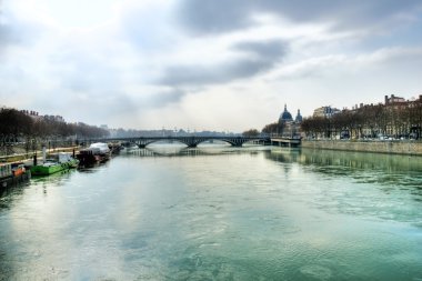 sabah erken rhone Nehri üzerinde