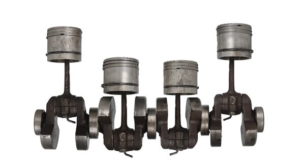 Four old piston and connecting rod