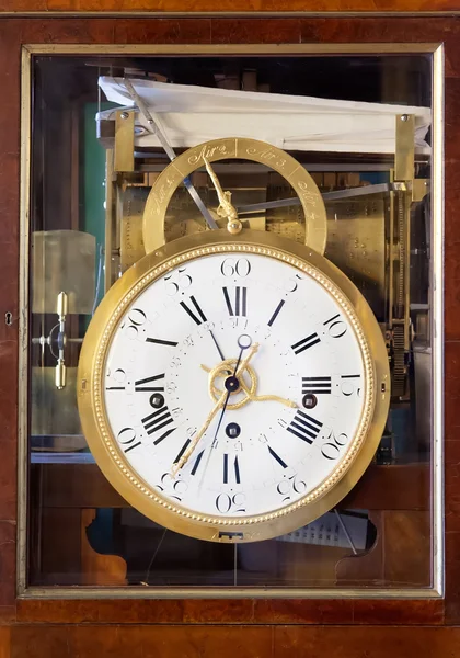 Staré starožitné hodiny — Stock fotografie