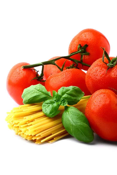 Leckere Tomaten mit Nudeln — Stockfoto