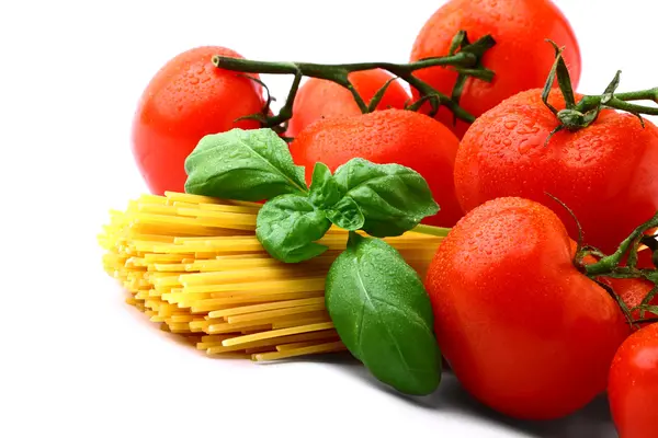 Deliciosos tomates con pasta —  Fotos de Stock