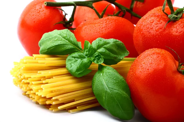 Tomates deliciosos com massa — Fotografia de Stock
