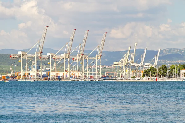 Koper port — Zdjęcie stockowe