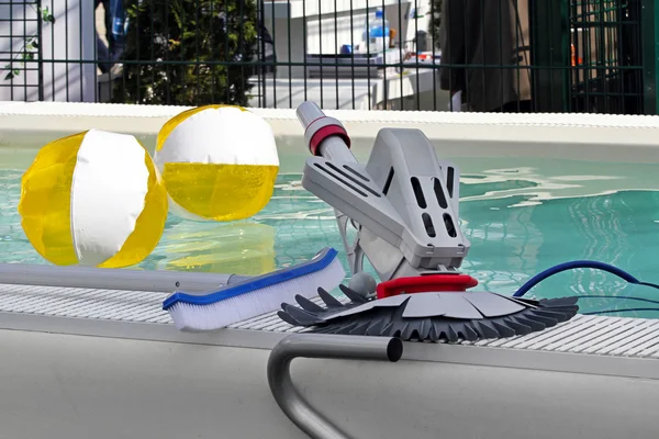 Pool cleaning equipment — Stock Photo, Image