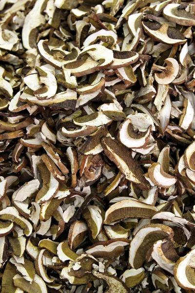 Dried scliced shiitake — Stock Photo, Image