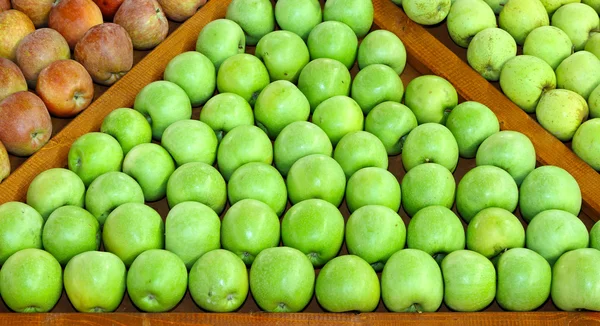 Granny smith-äpplen — Stockfoto