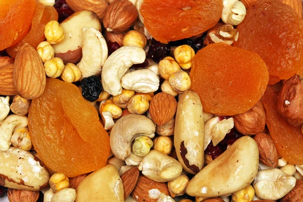 Gedroogde noten en fruit — Stockfoto