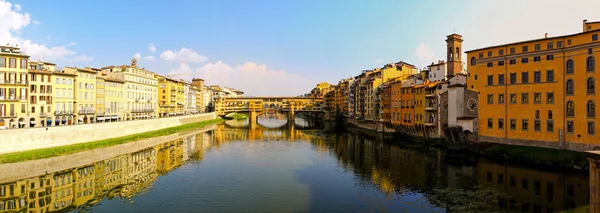Ponte Vecchio bridge — Stock Photo, Image