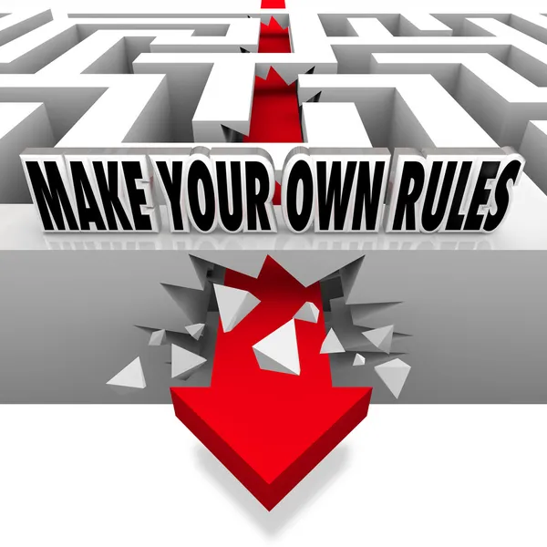 Haga sus propias reglas Arrow Breaks Free of Maze — Foto de Stock