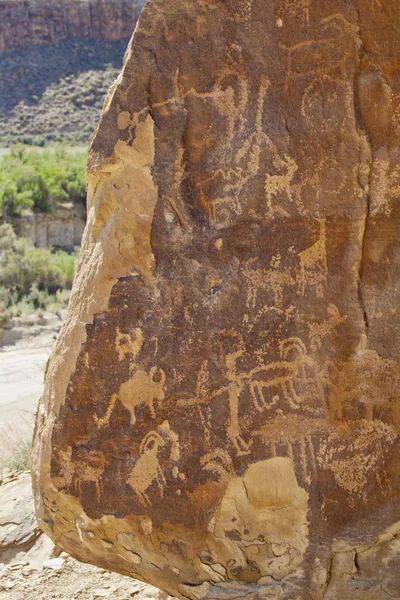 Petroglifos de NIne Mile Canyon —  Fotos de Stock