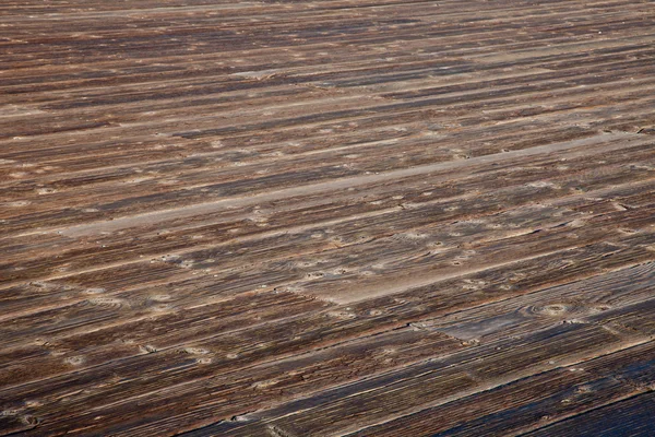 Погодная деревянная палуба — стоковое фото