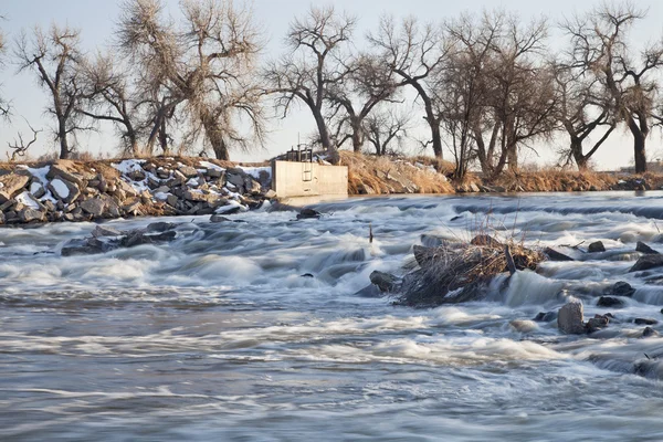 Diga di deviazione del fiume in Colorado — Foto Stock