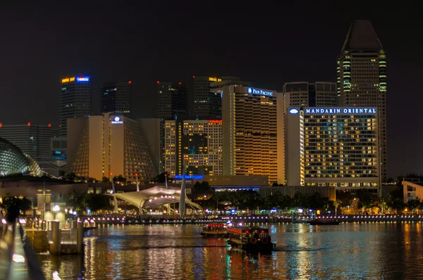 밤에 싱가포르 — 스톡 사진