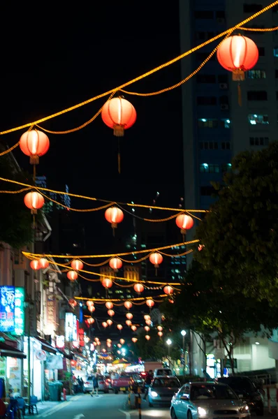 在晚上的新加坡唐人街城市景观 — 图库照片