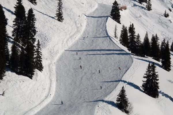 Snow covered ski piste — Stock Photo, Image