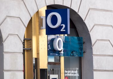 O2 Store Munich clipart