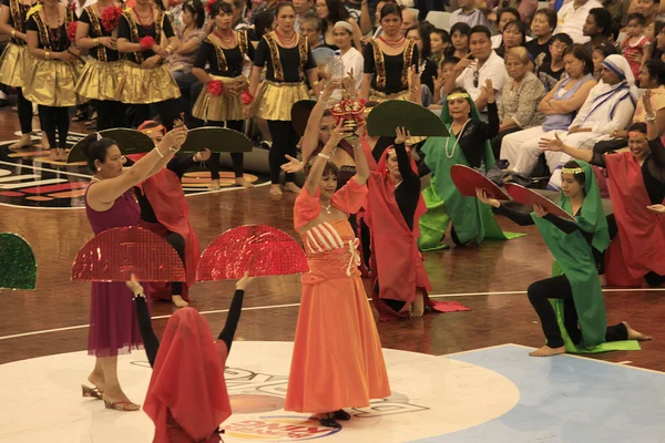 Filipino Catholic Devotees Sinulog dancing — Stock Photo, Image