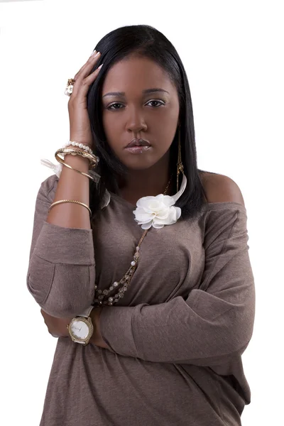 Młody czarny kobieta szuka zainteresowanych lub boli — Zdjęcie stockowe