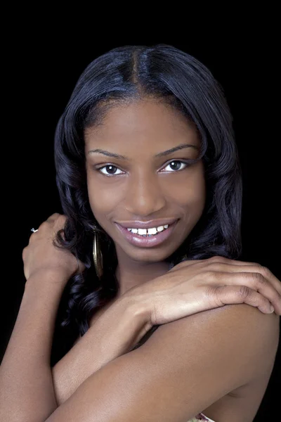 Junge afrikanisch-amerikanische Frau lächelt Porträt Arme — Stockfoto