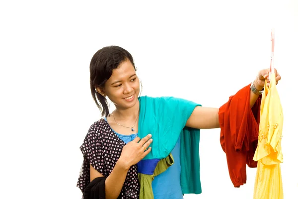 Etnia asiática menina escolher uma roupa — Fotografia de Stock