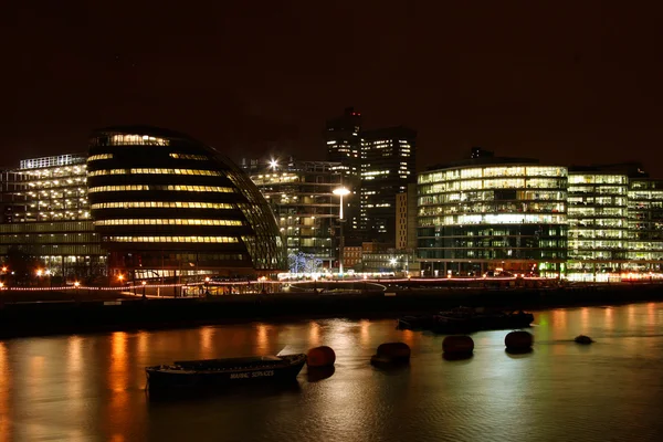 伦敦英国市政厅之夜 — 图库照片
