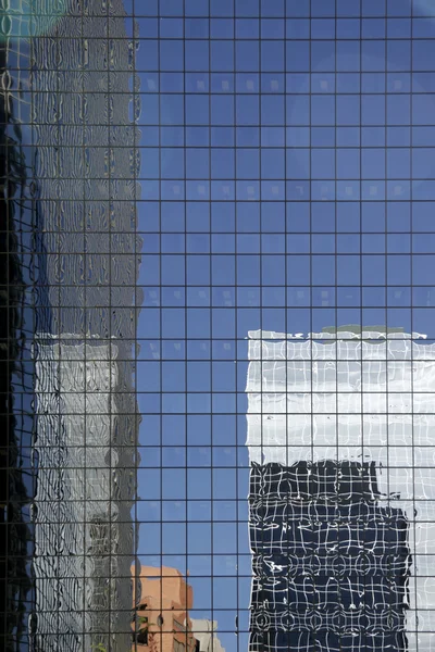 Reflexão sobre vidro — Fotografia de Stock