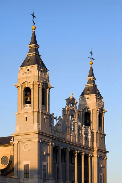 Catedral de la Almudena en Madrid —  Fotos de Stock