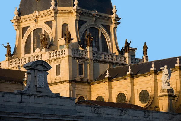 Madrid 'deki Almudena Katedrali — Stok fotoğraf