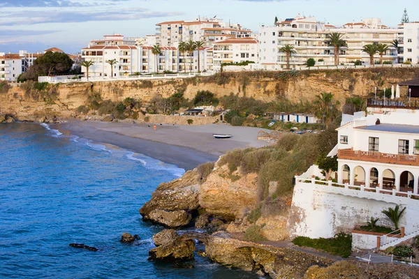 Miasta Nerja na wybrzeżu costa del sol — Zdjęcie stockowe